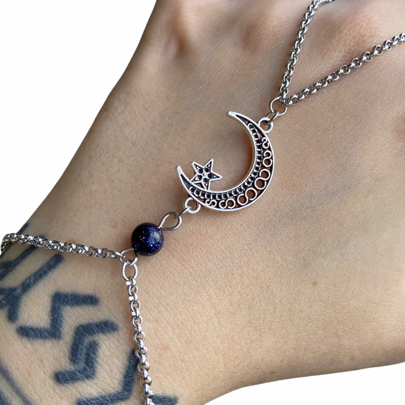 Star crecent moon midnight sunstone hand bracelet - Picture 6 of 10